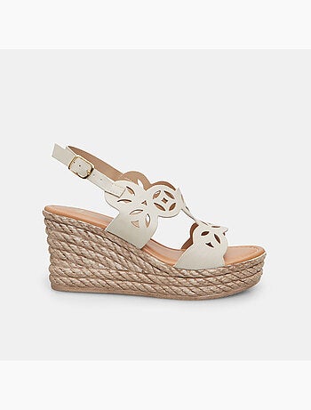 Sandale avec talon compensé de 8 cm BATA