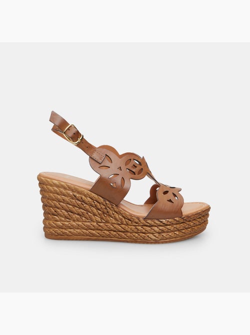 Sandale avec talon compensé de 8 cm BATA - Kiabi