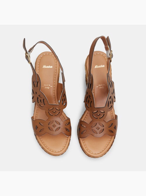 Sandale avec talon compensé de 8 cm BATA - Kiabi