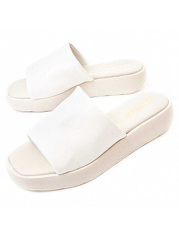 Sandale basse cuir naturel wikers