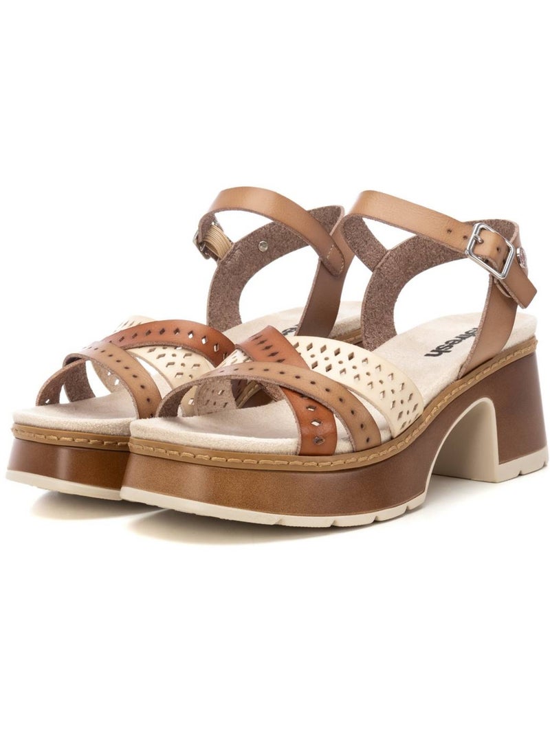 Sandale décontractée à talon avec boucle Beige - Kiabi