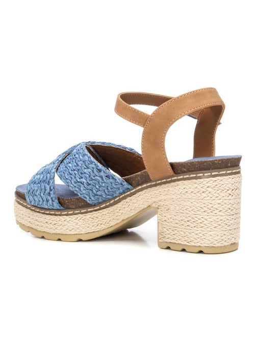 Sandale décontractée à talon avec boucle - Kiabi
