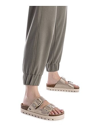 Sandale décontractée avec boucle