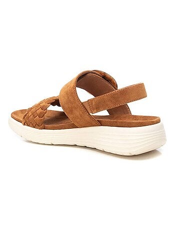 Sandale décontractée boucle