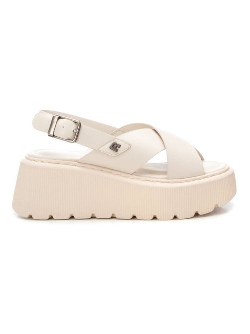 Sandale décontractée coin avec boucle - Kiabi