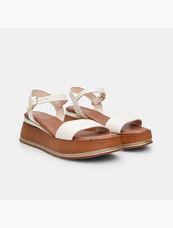 Sandale en cuir avec plateforme de 6 cm BATA