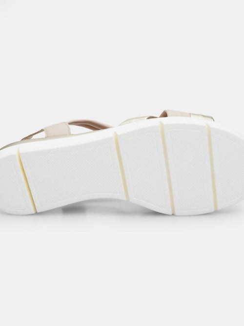 Sandale en cuir BATA - Kiabi