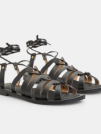 Sandale en cuir BATA