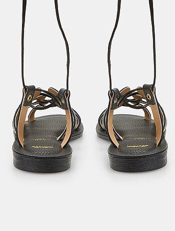 Sandale en cuir BATA