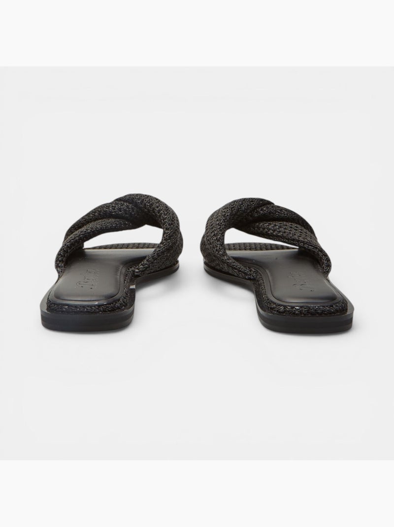 Sandale plate avec bande en tissu Noir - Kiabi