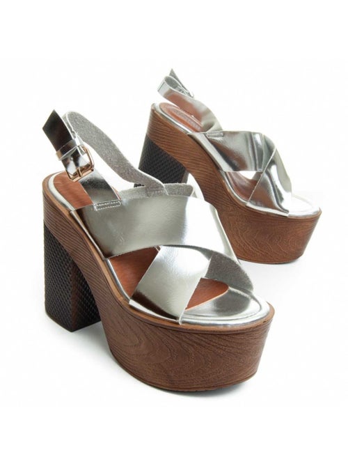 Sandale ? Talons Mat?riel Synth?tique Montevita - Kiabi Sandale ? Talons Mat?riel Synth?tique Montevita - Kiabi