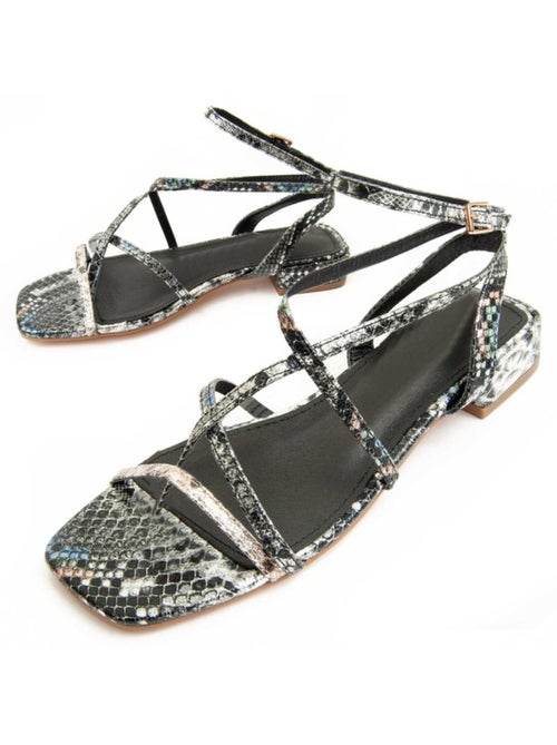 Sandale ? Talons Mat?riel Synth?tique Montevita - Kiabi Sandale ? Talons Mat?riel Synth?tique Montevita - Kiabi