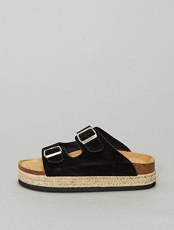 Sandales à boucles