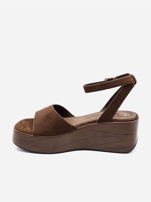 Sandales à bride et ardillon - C M - Kiabi