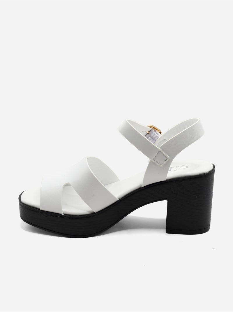 Sandales à bride et ardillon Blanc - Kiabi