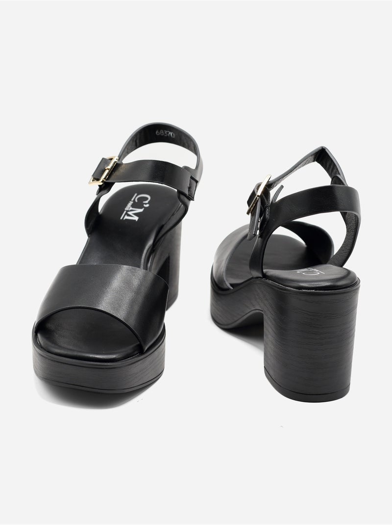 Sandales à bride et ardillon Noir - Kiabi