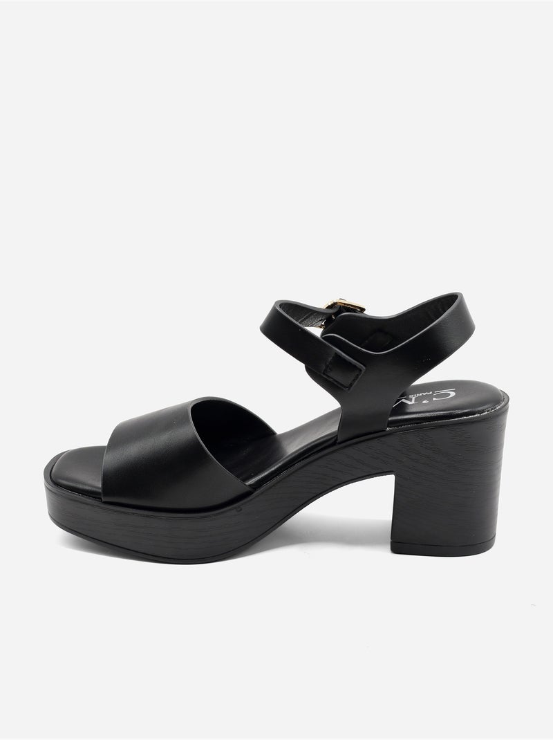 Sandales à bride et ardillon Noir - Kiabi