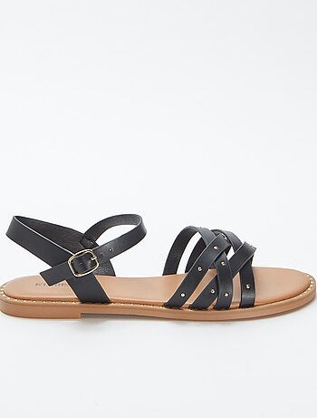 Sandales à brides cloutées