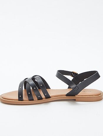Sandales à brides cloutées