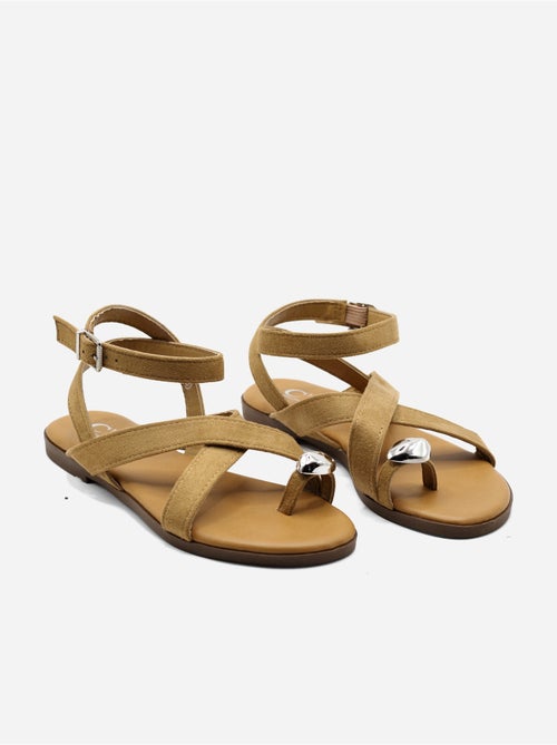 Sandales à brides croisées - C M - Kiabi