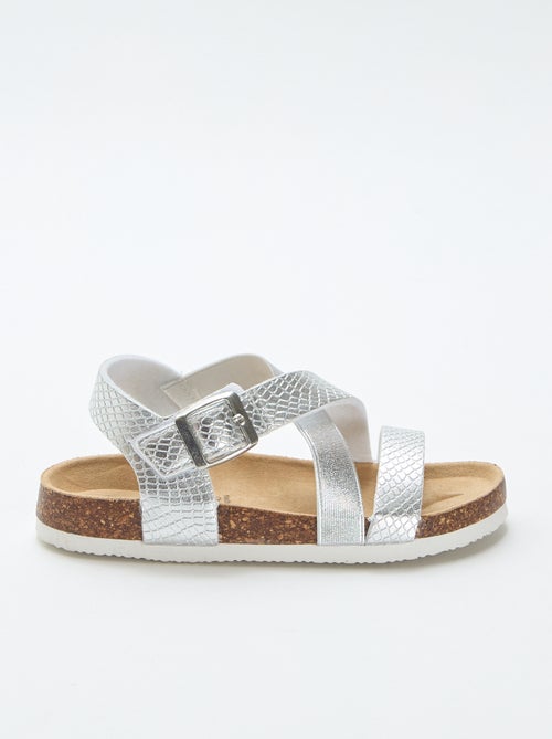 Sandales à brides croisées - Kiabi