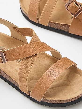 Sandales à brides croisées