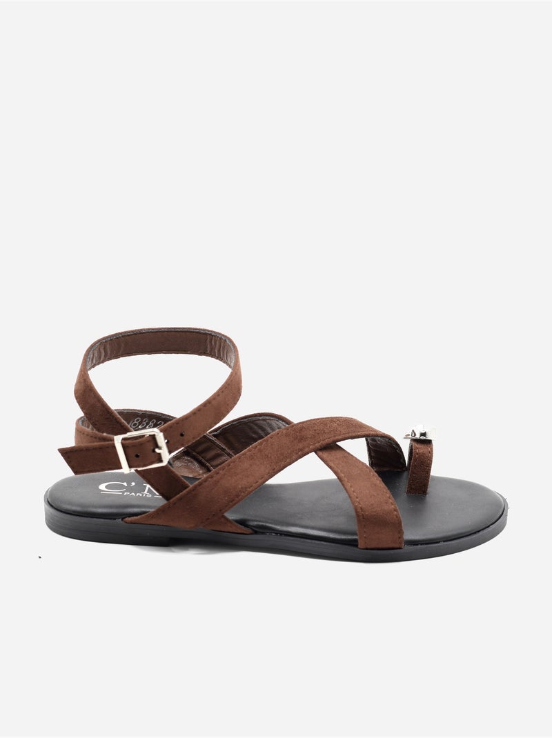 Sandales à brides croisées Marron - Kiabi