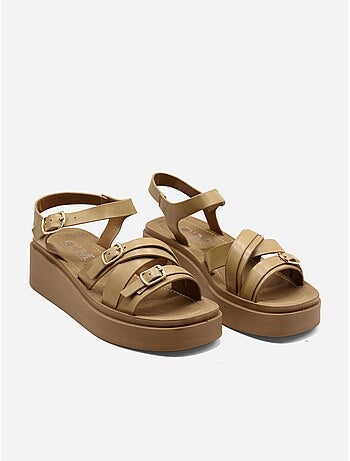 Sandales à brides multiples