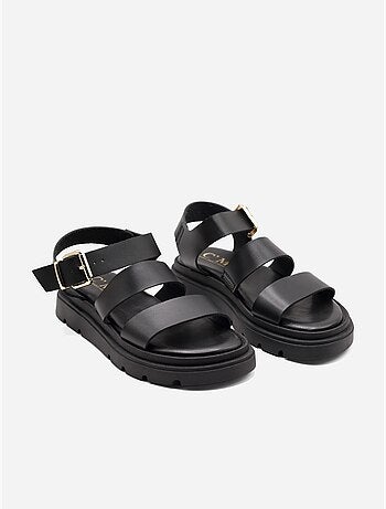 Sandales à brides multiples