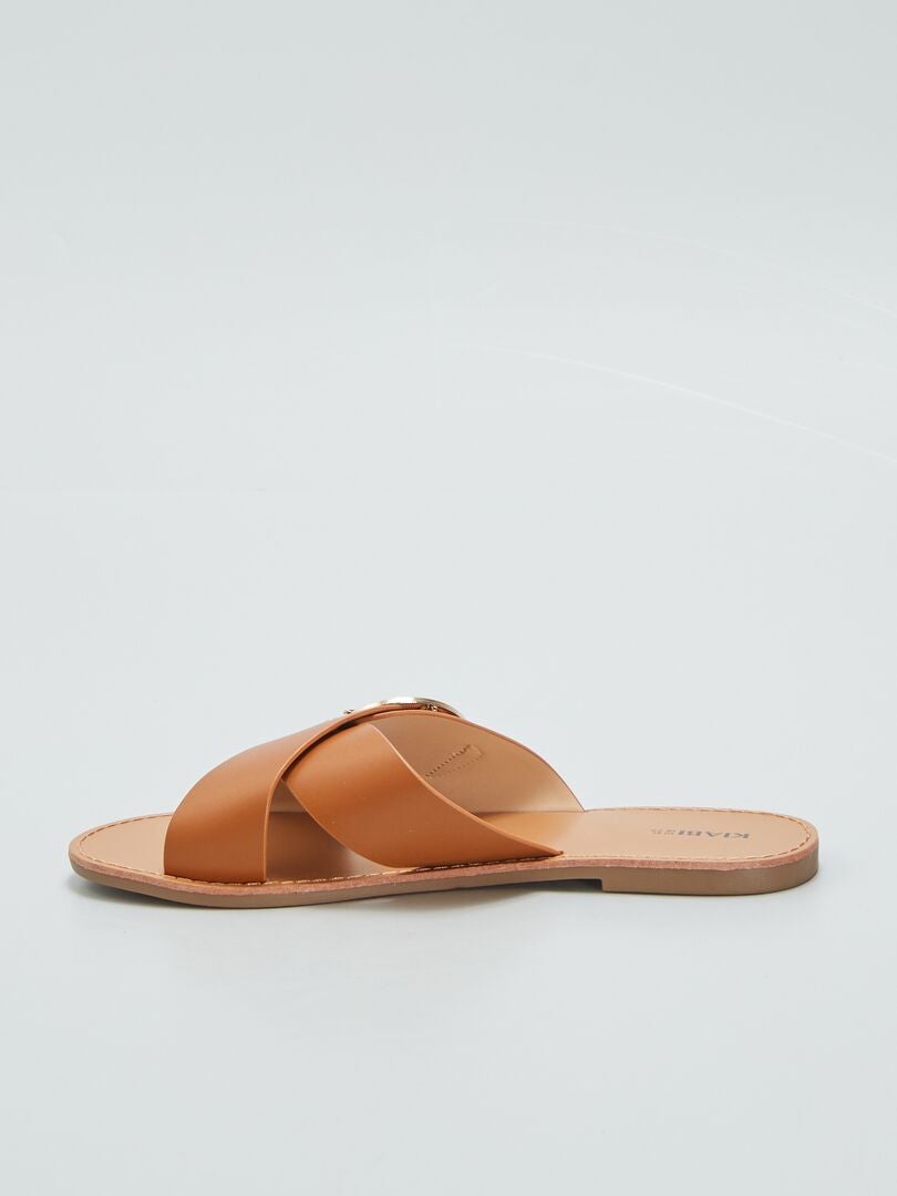 sandales avec boucles