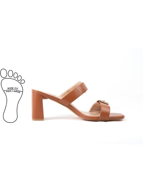 Sandales à enfiler pieds larges h - iza - Kiabi Sandales à enfiler pieds larges h - iza - Kiabi