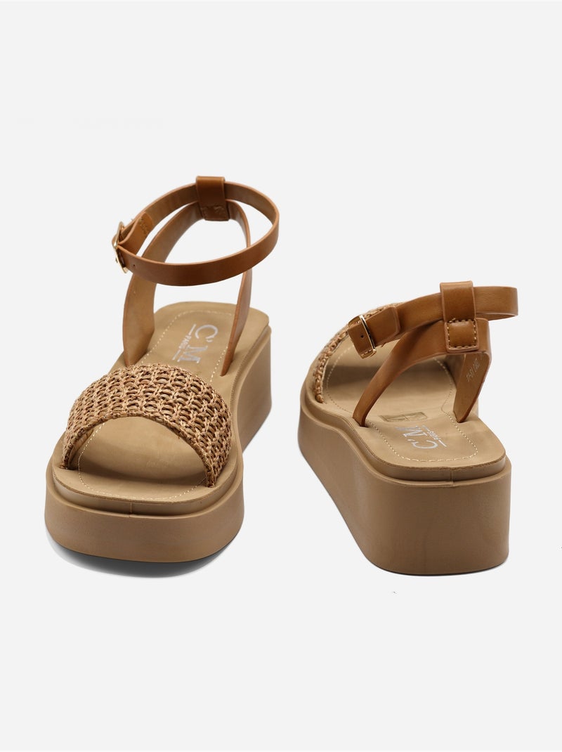 Sandales à large bride tressée - C M Camel - Kiabi