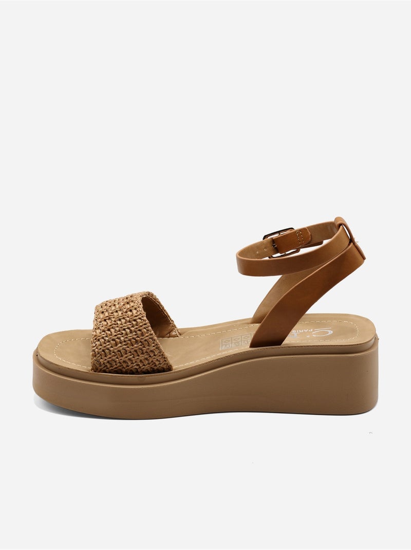 Sandales à large bride tressée - C M Camel - Kiabi