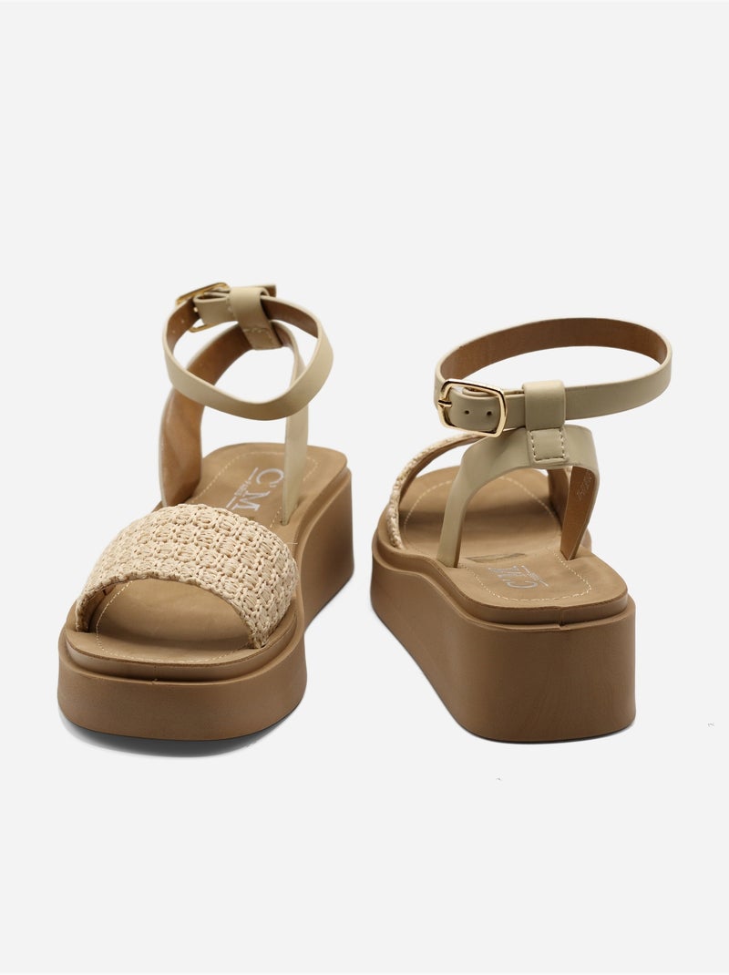 Sandales à large bride tressée Beige - Kiabi