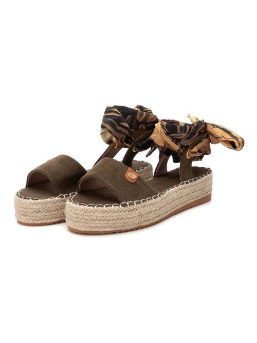 Sandales à plateforme femme - Kiabi