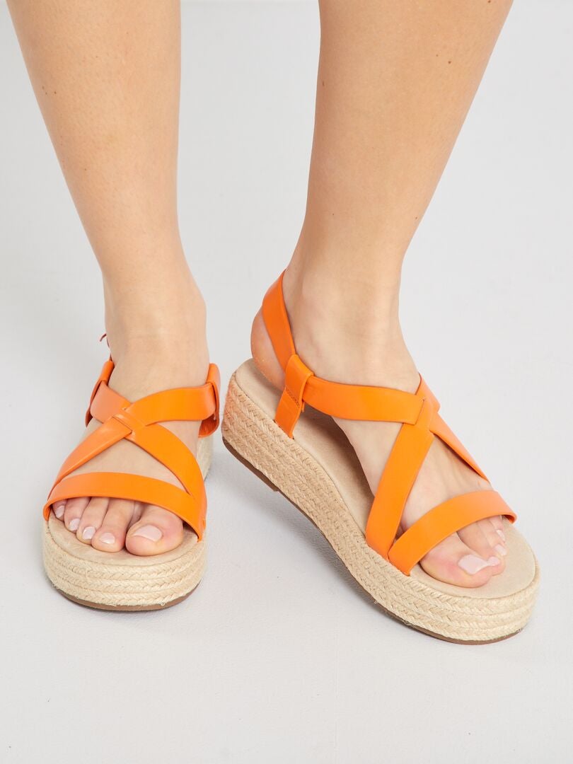 Sandales à plateforme orange - Kiabi