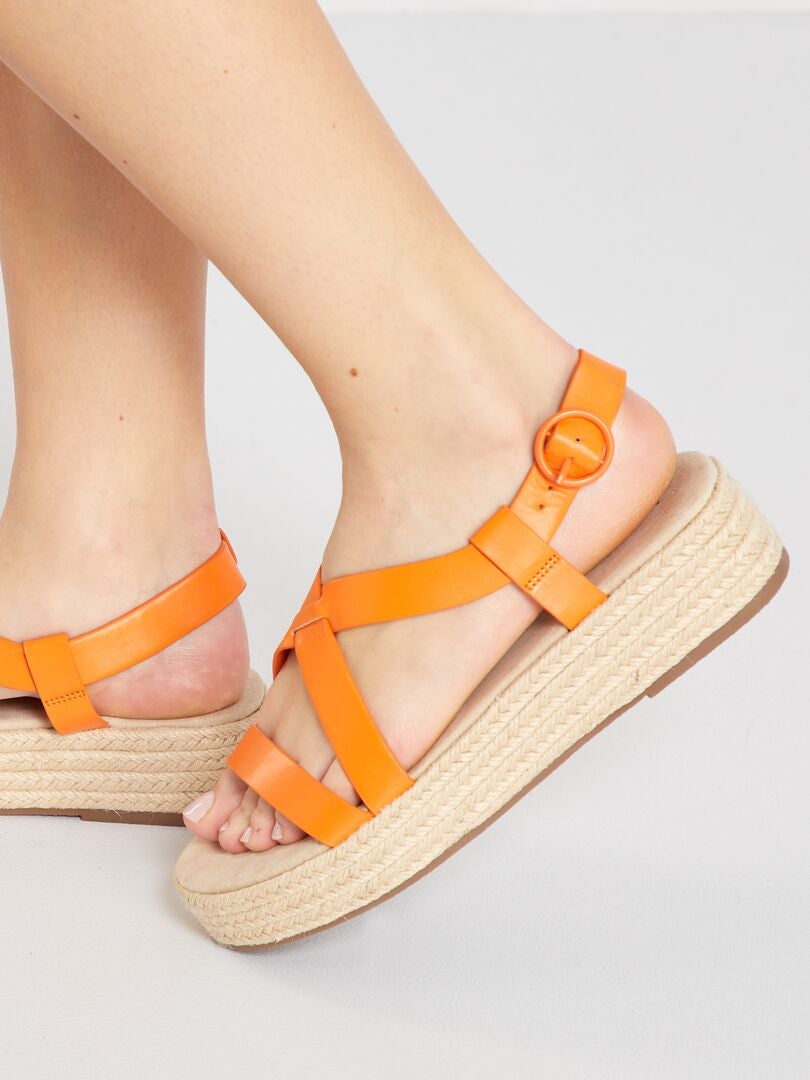 Sandales à plateforme orange - Kiabi
