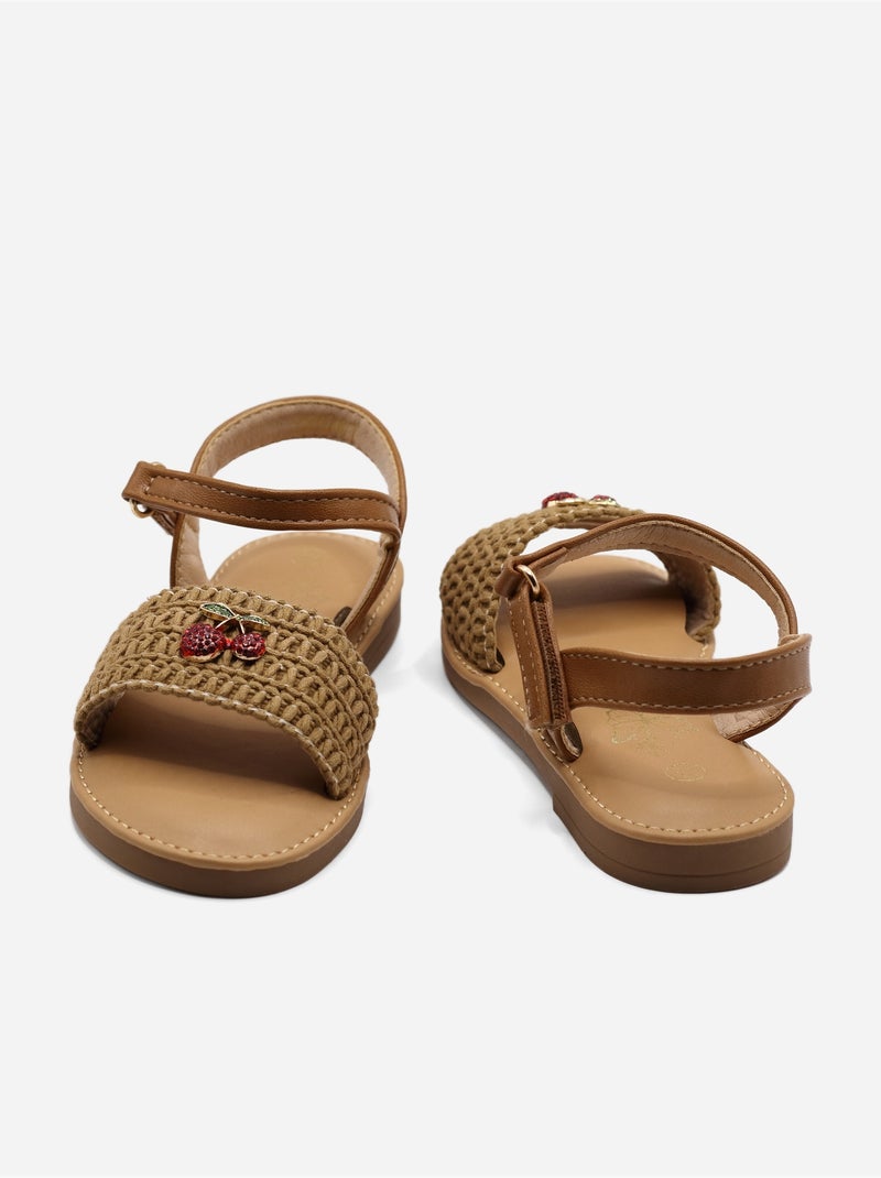 Sandales à scratch Camel - Kiabi