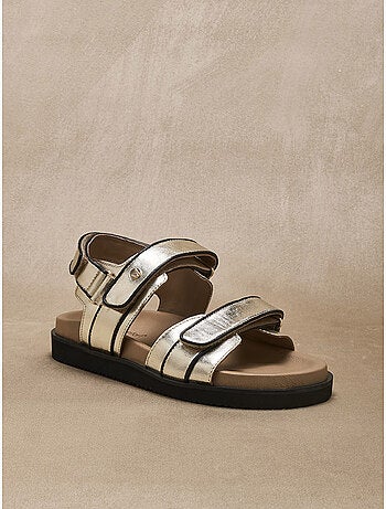 Sandales à scratchs en cuir