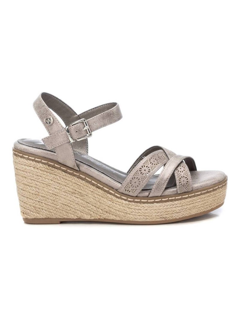 Sandales à semelle compensée avec boucle Gris Gris - Kiabi