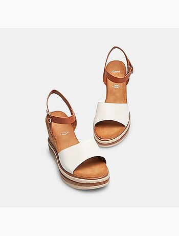 Sandales à semelle compensée BATA