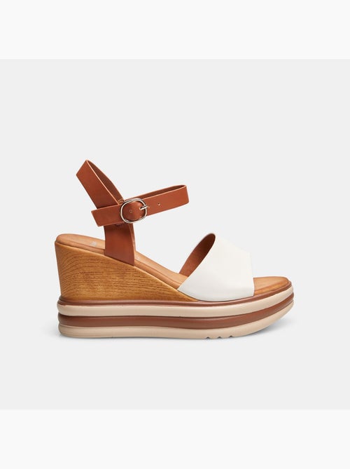 Sandales à semelle compensée BATA - Kiabi