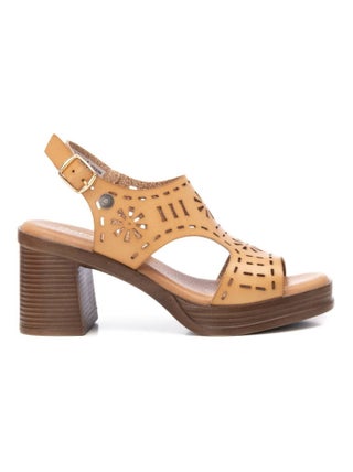 Sandales à talon avec boucle