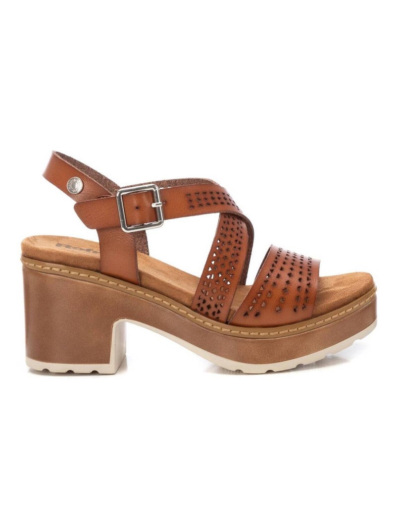 Sandales à talon avec boucle Camel - Kiabi