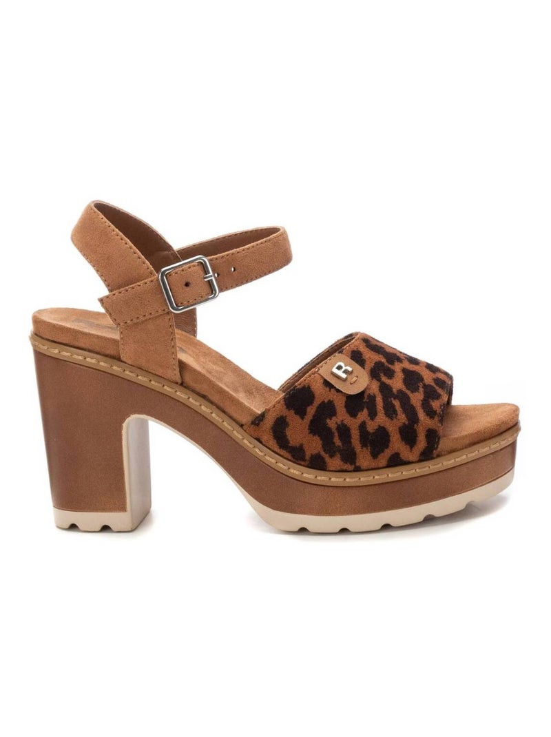 Sandales à talon avec boucle Camel - Kiabi