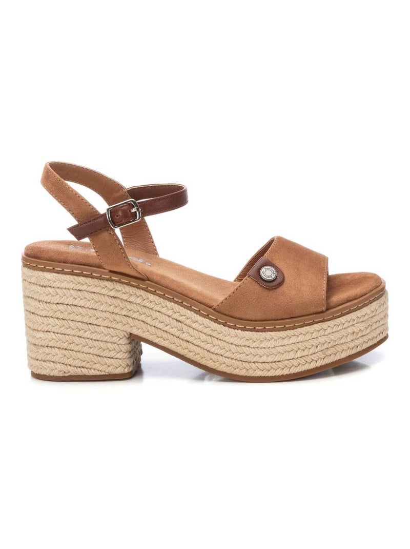 Sandales à talon avec boucle Camel - Kiabi