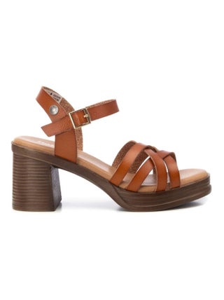 Sandales à talon avec boucle