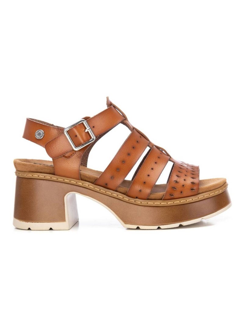 Sandales à talon avec boucle Camel - Kiabi