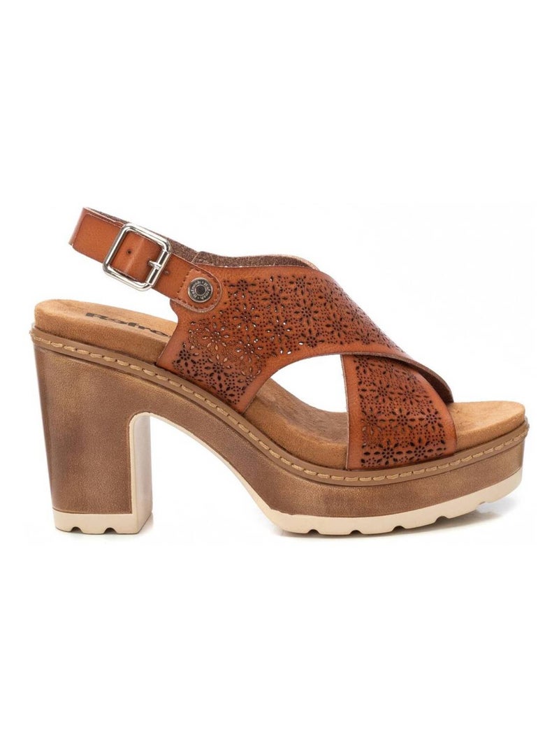 Sandales à talon avec boucle Camel - Kiabi