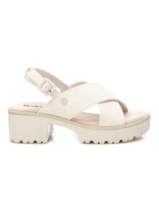 Sandales à talon avec boucle